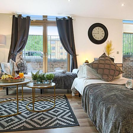 Campbell Park Apartment - City Centre - Free Parking, Balcony, Super-Fast Wifi And Smart Tv With Netflix By Yoko Property Milton Keynes Exterior foto