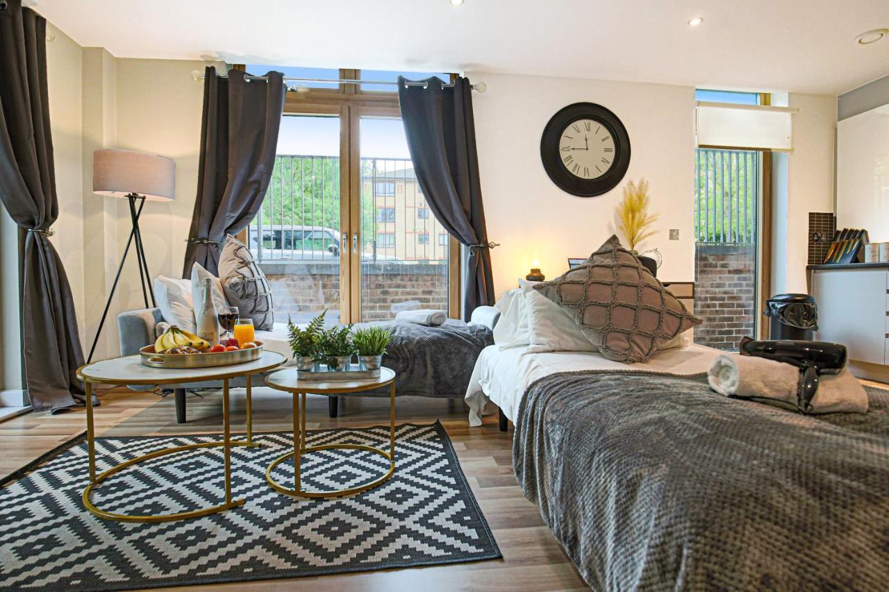Campbell Park Apartment - City Centre - Free Parking, Balcony, Super-Fast Wifi And Smart Tv With Netflix By Yoko Property Milton Keynes Exterior foto